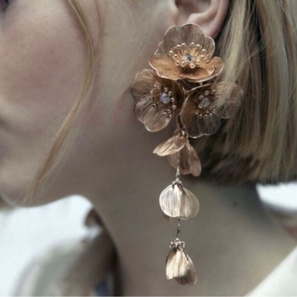 Zara Jewelry - NEW Zara Floral Drop Earrings